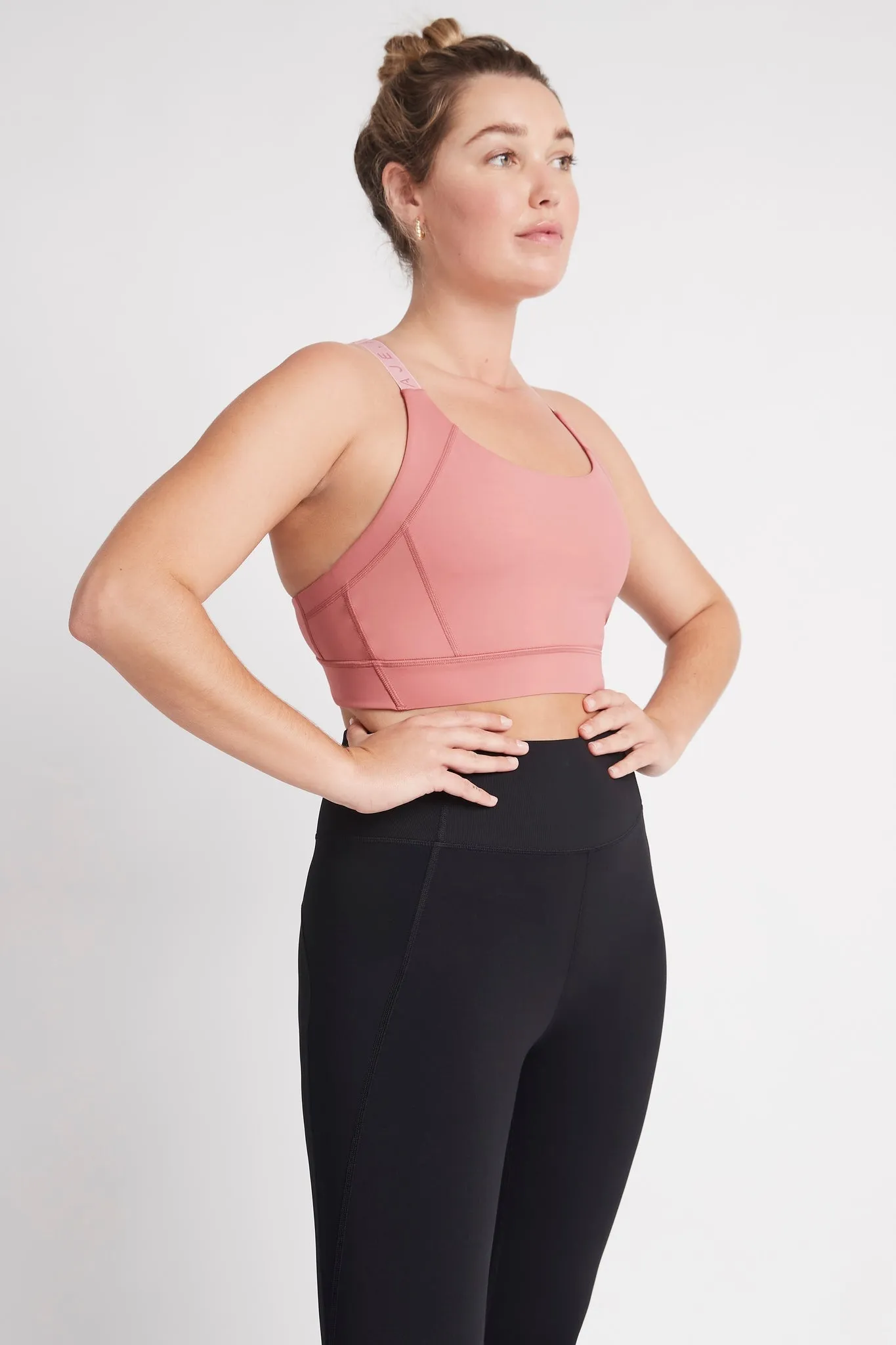 Adjustable Strap Logo Tape Sports Bra 321