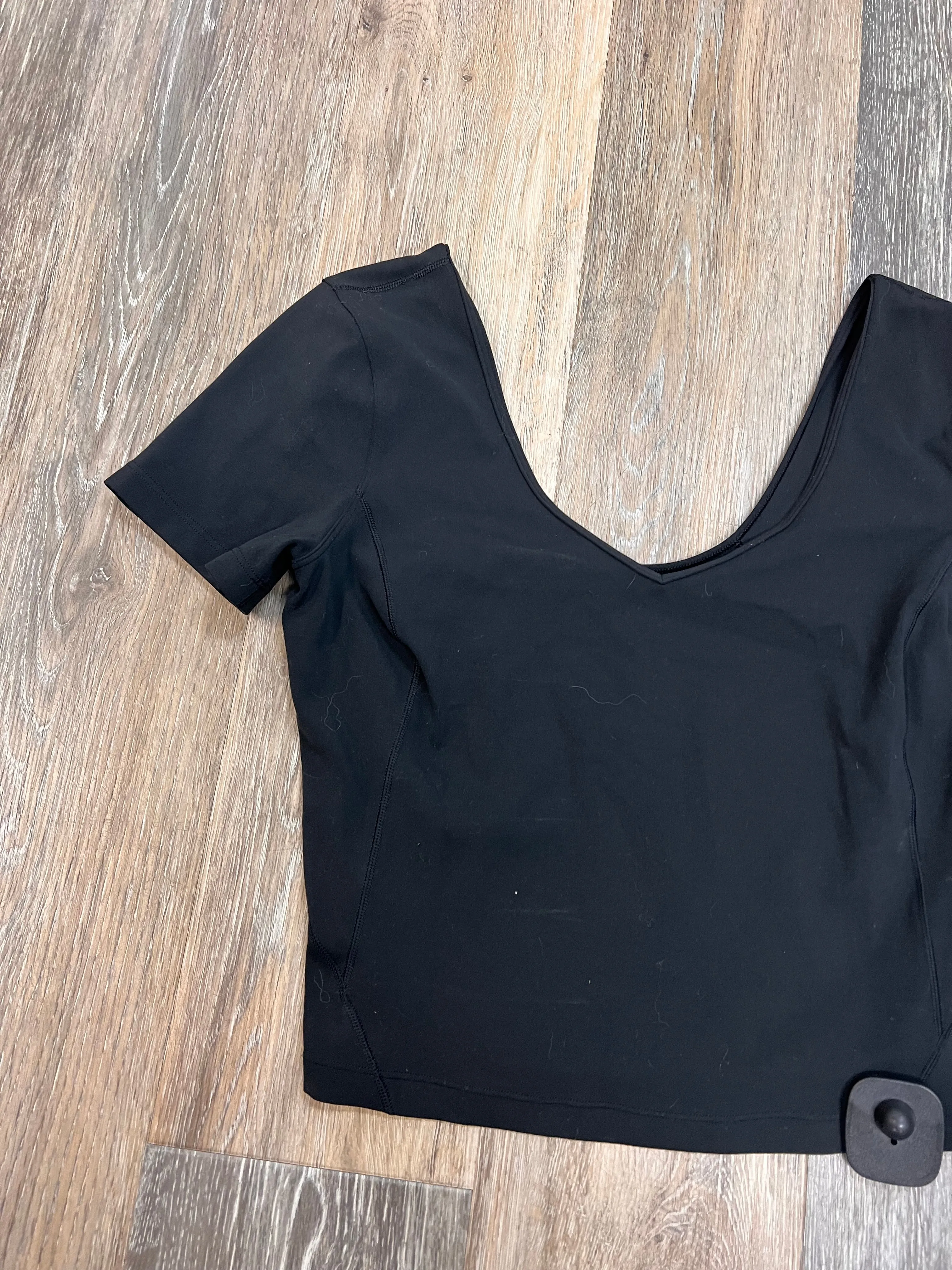 Athletic Top Short Sleeve By Lululemon In Black, Size: 6