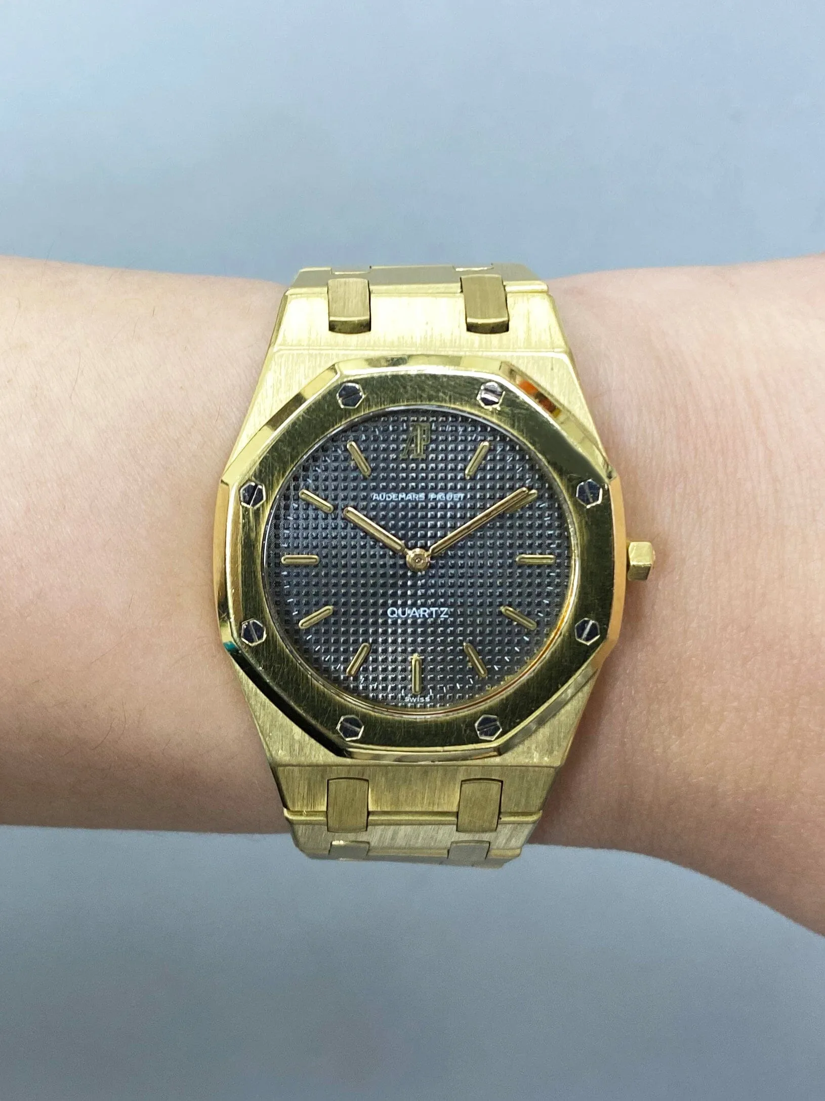 Audemars Piguet Royal Oak 6007BA 18K Yellow Gold Ladies Watch