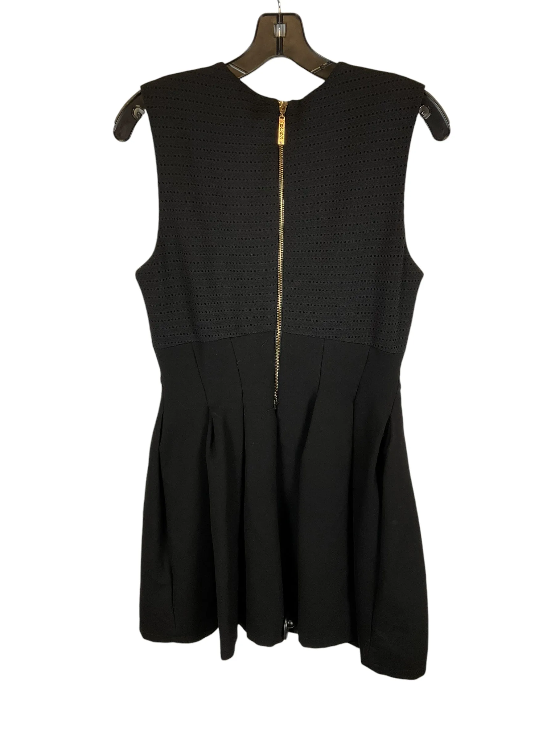 Dress Casual Short By Bcbgmaxazria In Black, Size: L