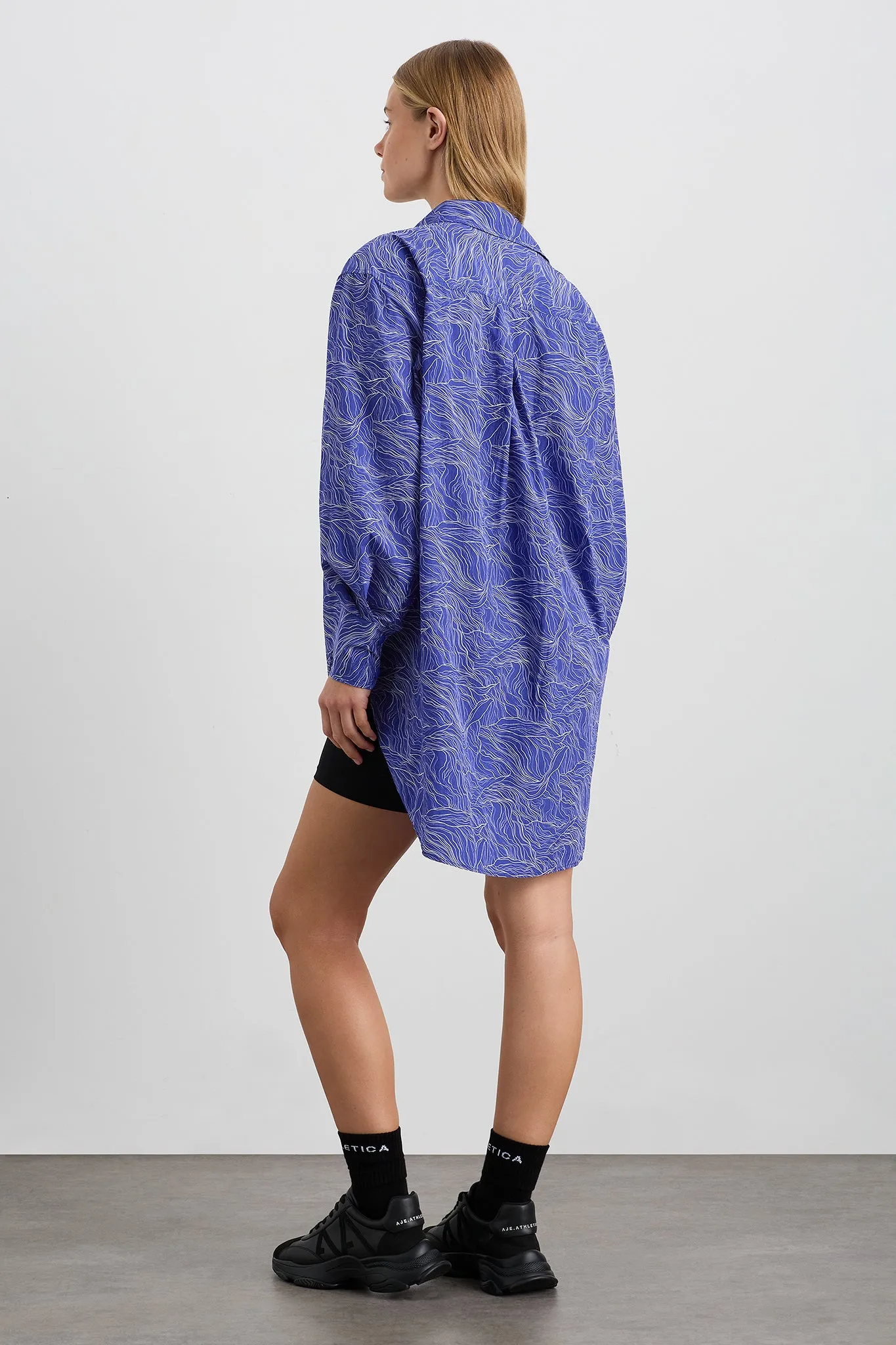 Streamlined Logo Spray Graphic Tee Shirt - Style 442