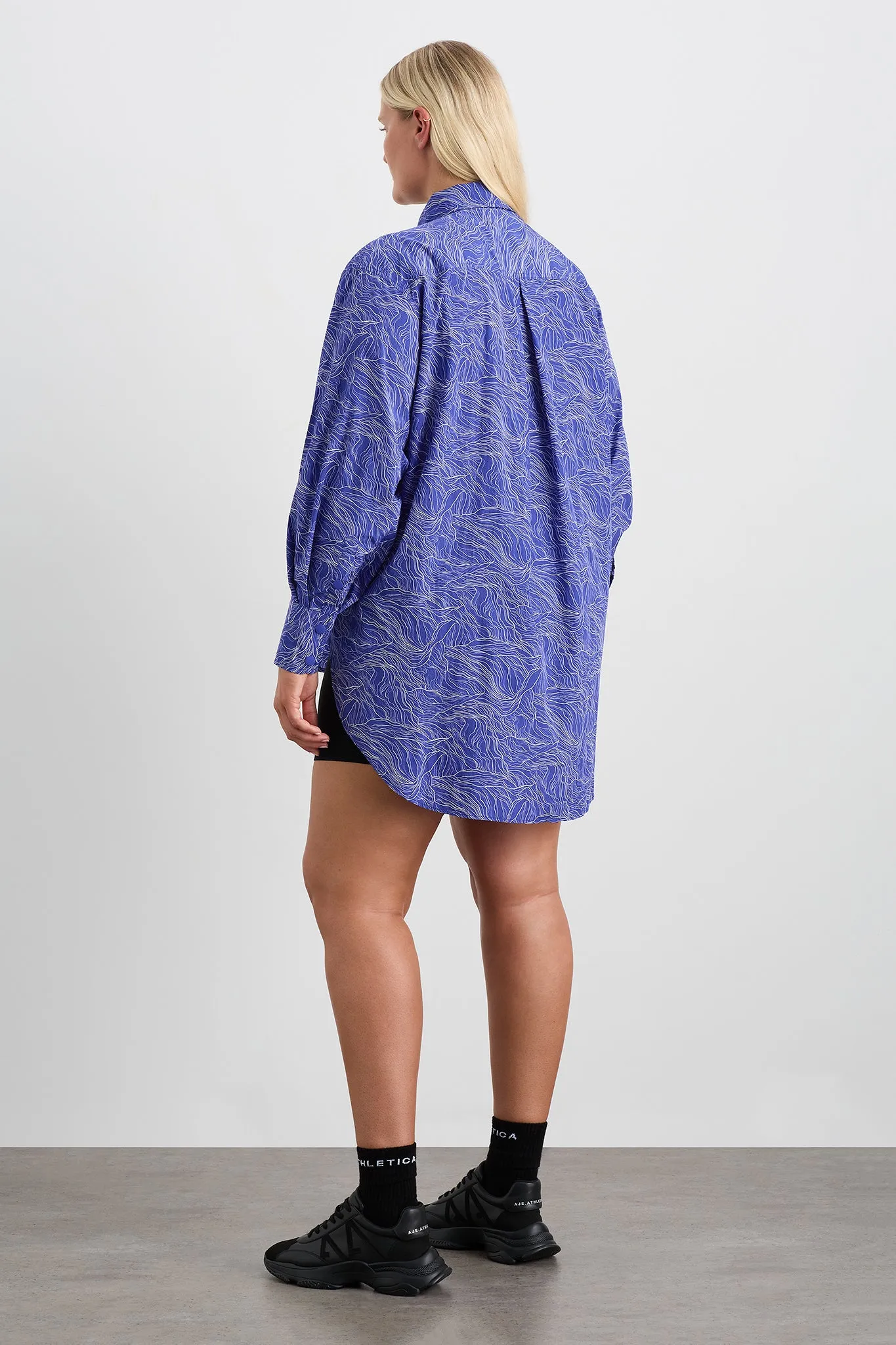 Streamlined Logo Spray Graphic Tee Shirt - Style 442