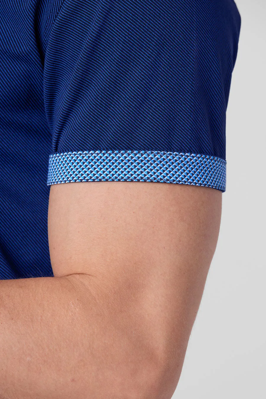 Timeless Pulse In Icy Cotton